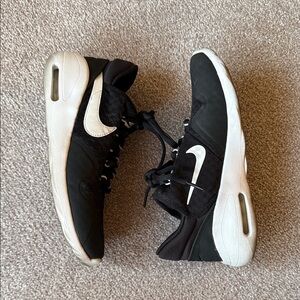Nike Women's Black and White Air Sneakers